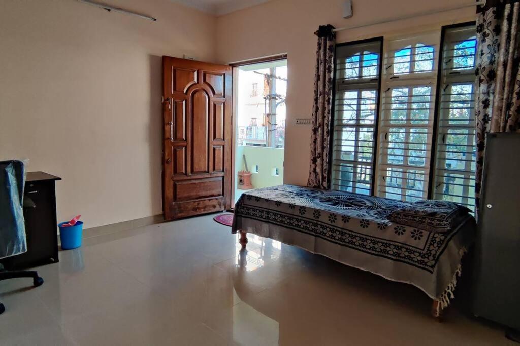 1bhk near BG road, BTM and Jp nagar and ECity
