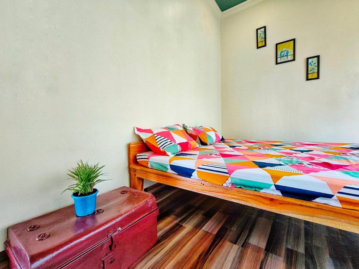 ac room with kitchen and Terrace
