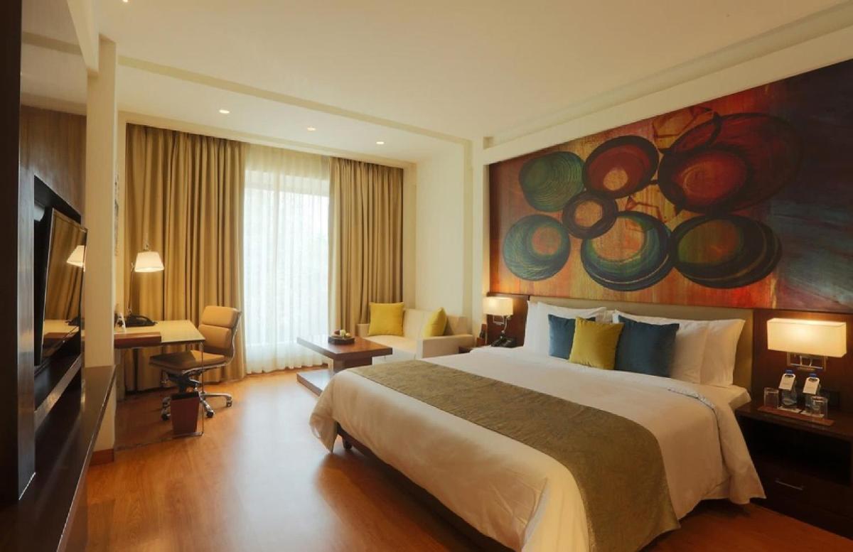 Airport Hotel Silky Palace Near Delhi Airport