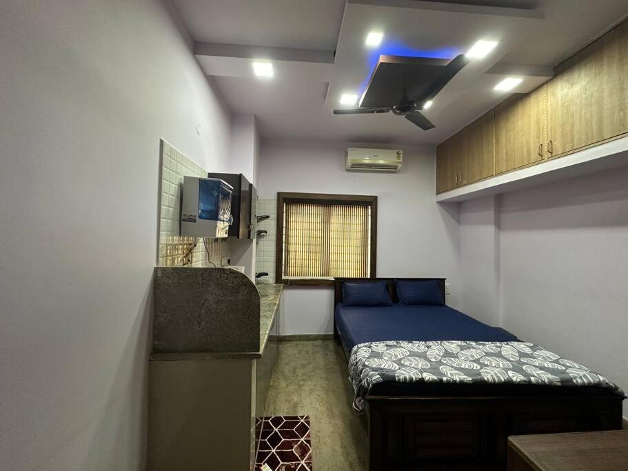 Amazing Non AC Studio in E City 1F 102