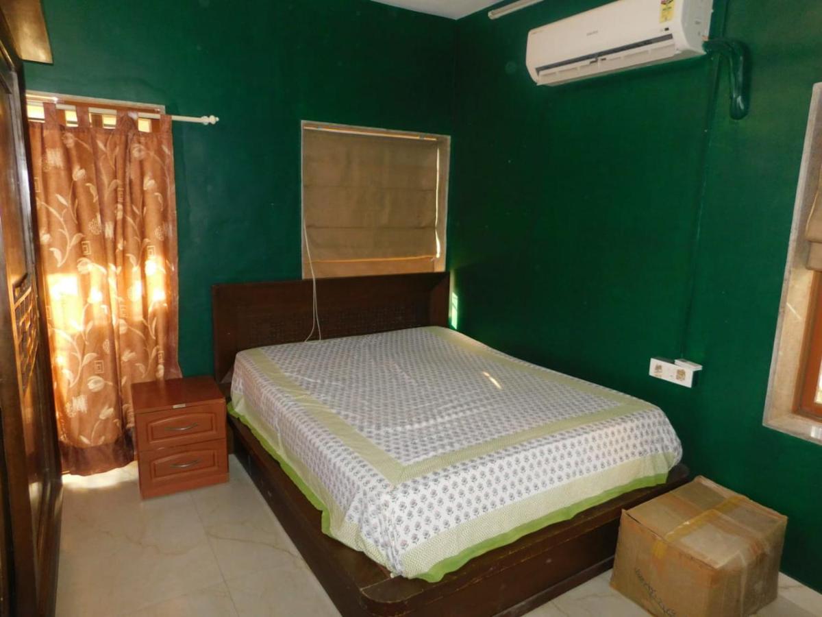 Andheri Central Apartment