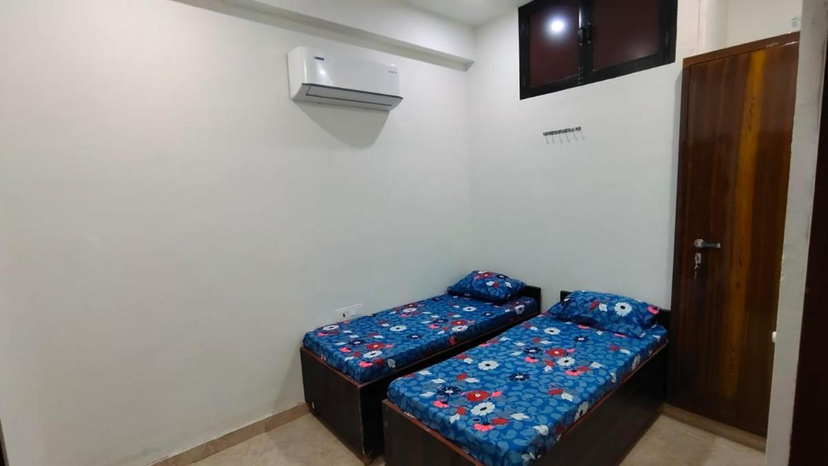 Annapurna PG & Guest House