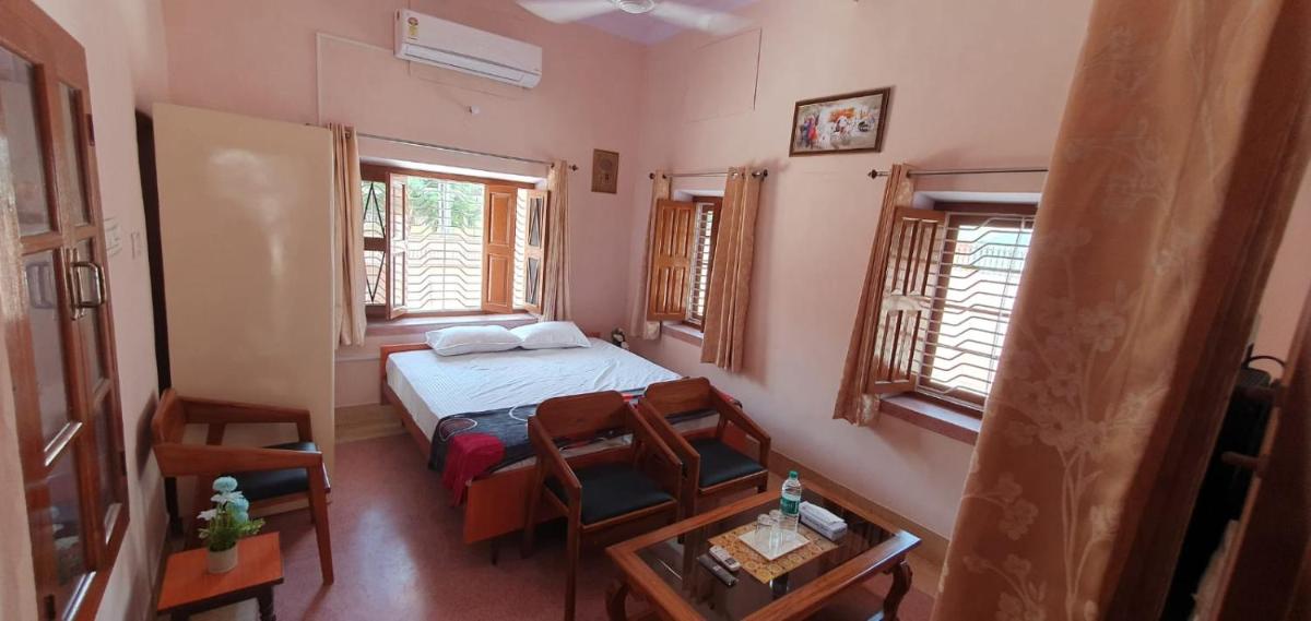 Bani Park Cottage