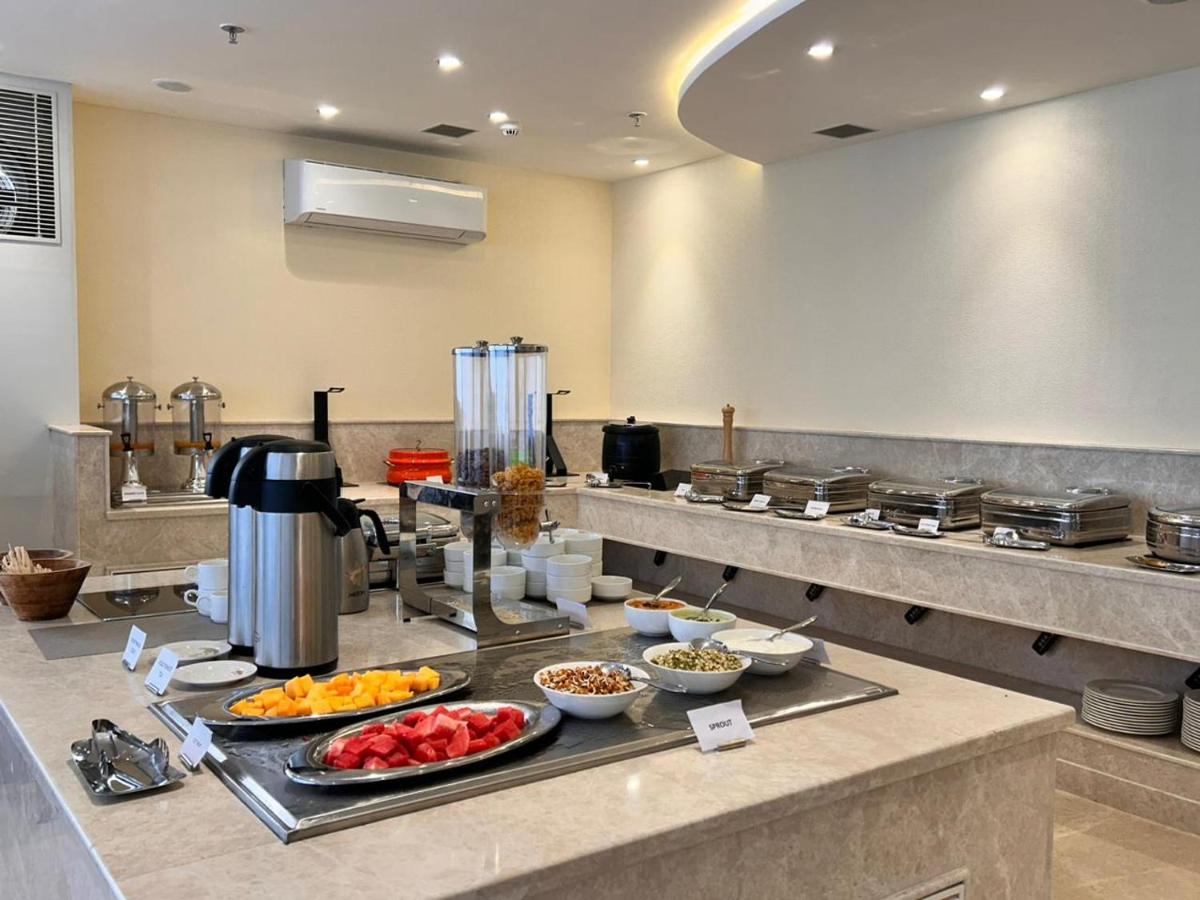 Best Western Maharani Bagh New Delhi