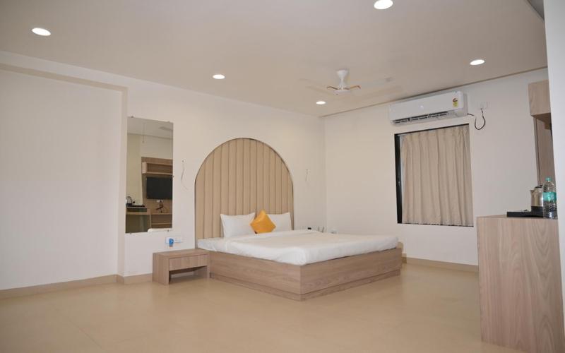 Bhama Lake Resort