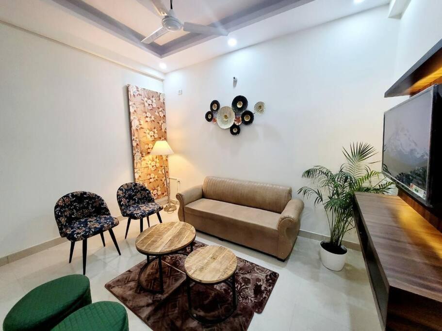 Blisś 3.0 1Bedroom+Living Room+kitchen in Noida 63