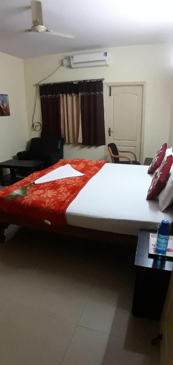 Brookside Service Apartment