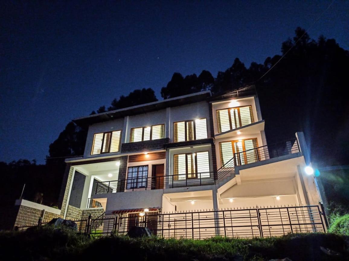 Channel Stay 6BHK