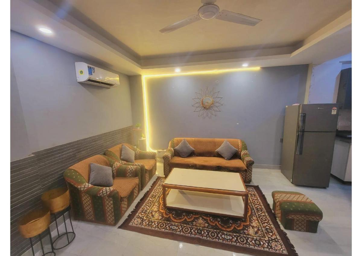 chattarpur terrace and projector