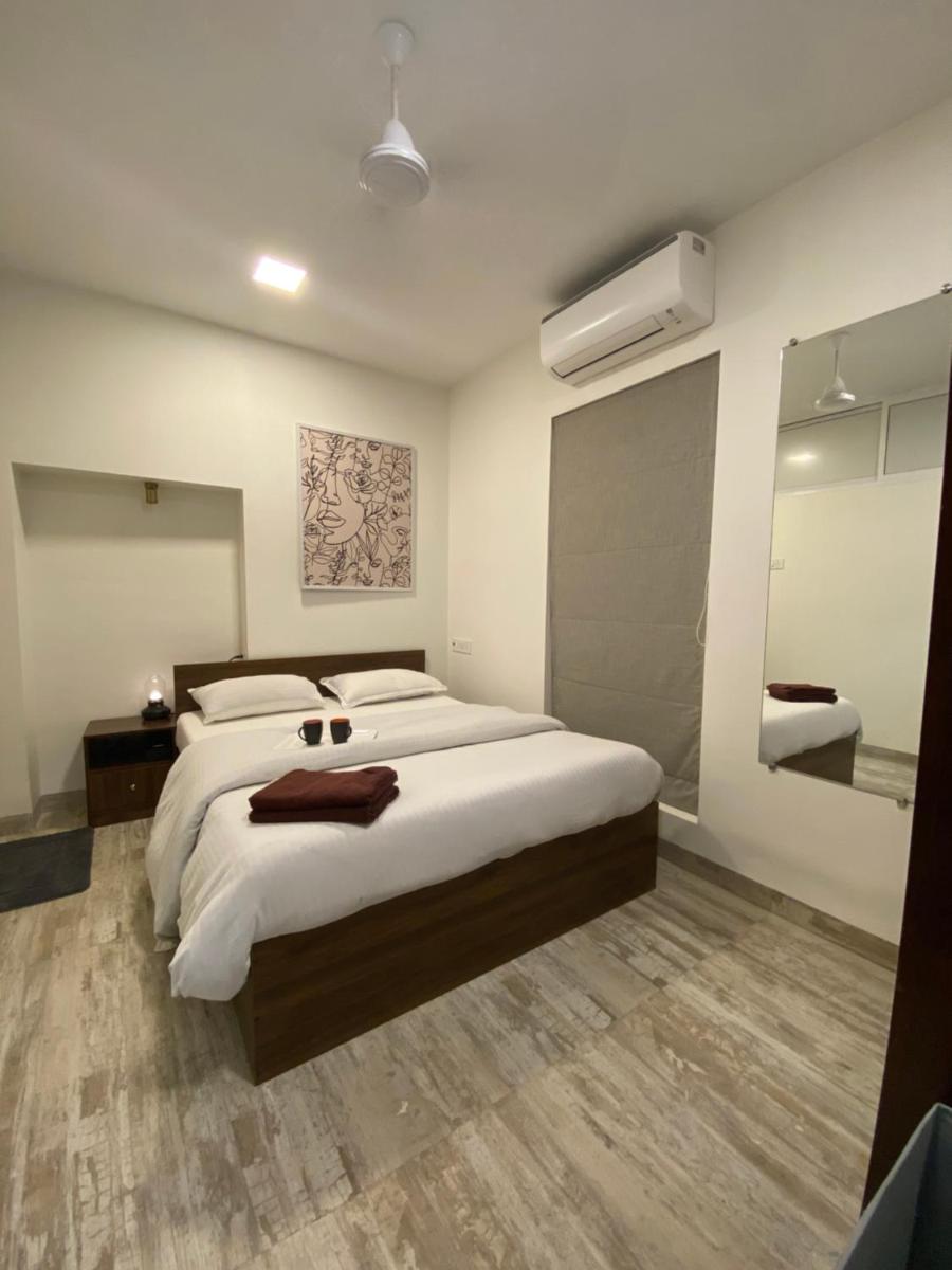 Cleo 1BHK Khar W by The Bombay Home Company