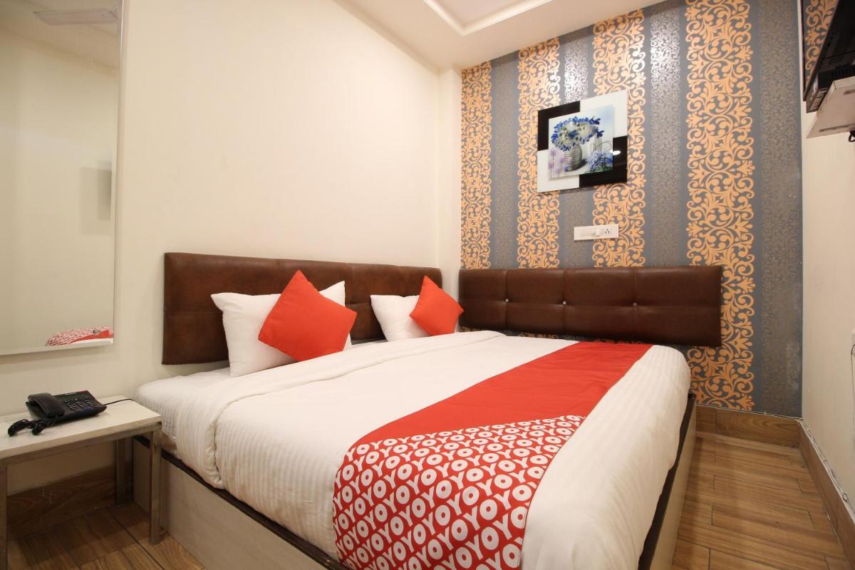 Collection O Hotel Vijay Palace