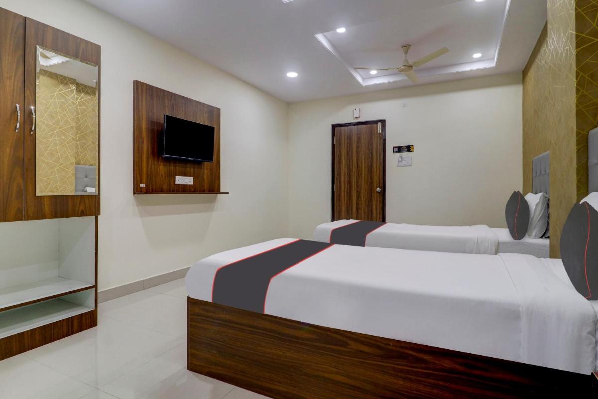Collection O J3 Royal Luxury Rooms