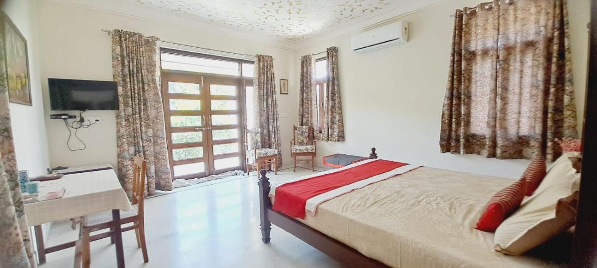 Colonels Homestay