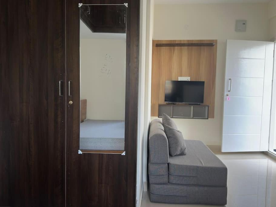Compact Studio in Haralur Near HSR 4th Floor 401