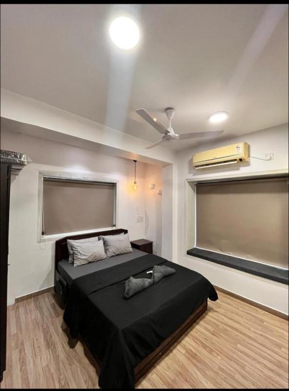 Cozy & Comfortable 2 Bhk Apt ,Carter Rd Bandra