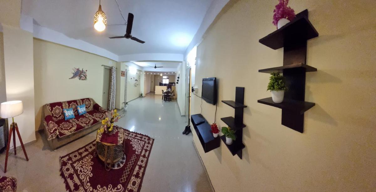 Elegance Delight- Entire 2BHK spacious Flat