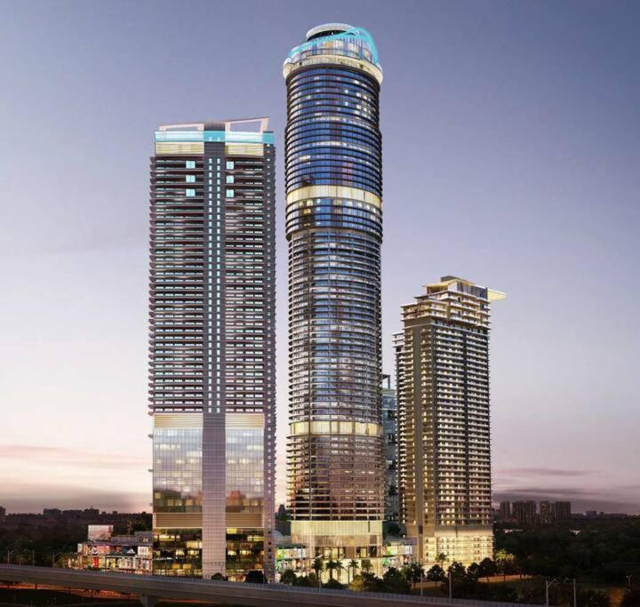 Elegant Escape Suite-40th floor
