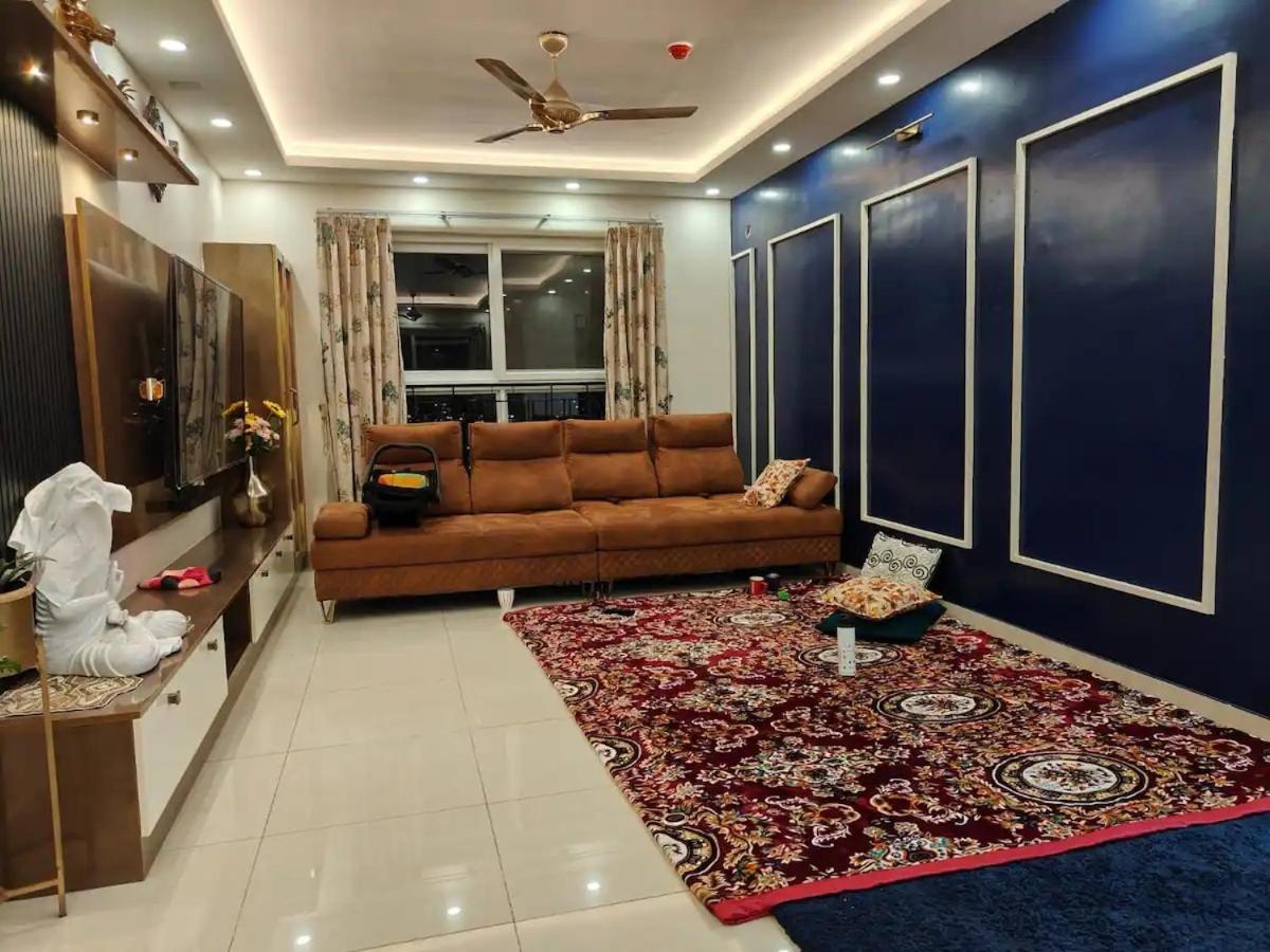 Elite 3BHK 100 Mbps- 19th Floor for Family