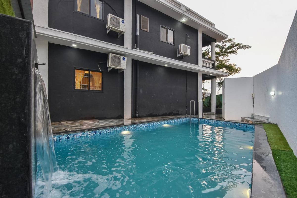 EMPYREAN STAY ll 3BHK ll JAGUAR VILLA ll AC ll POOL ll