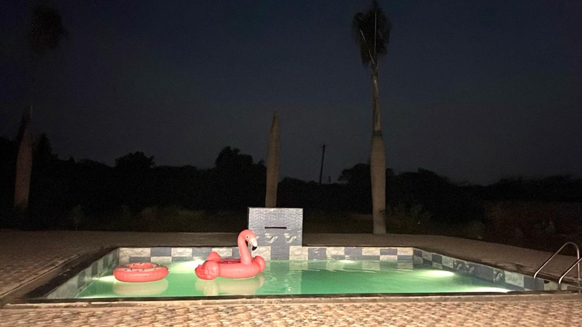 entire farmhouse with Jacuzzi for parties in hills