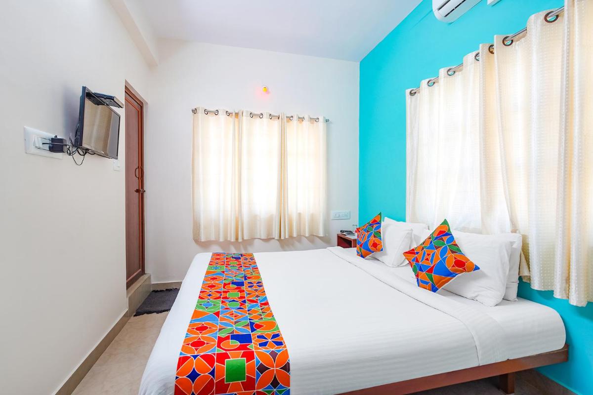 FabExpress Manyu Inn