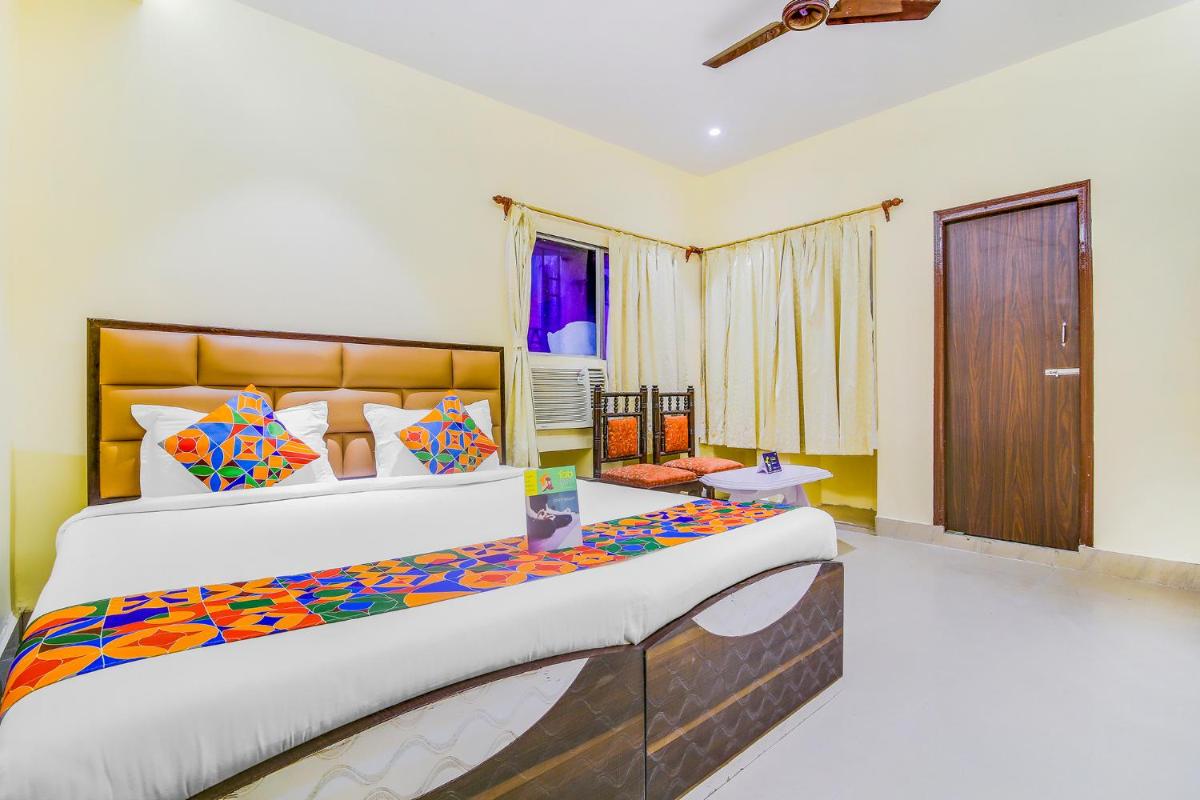 FabHotel Aayash