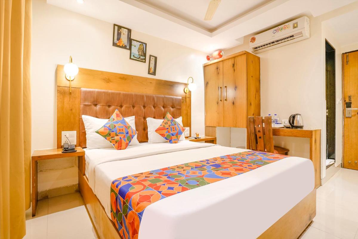 FabHotel Anam International