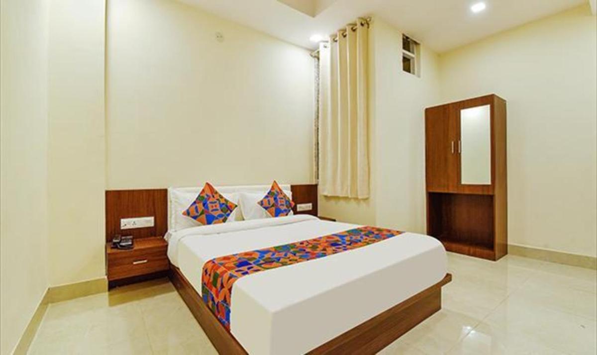 FabHotel Diamond I