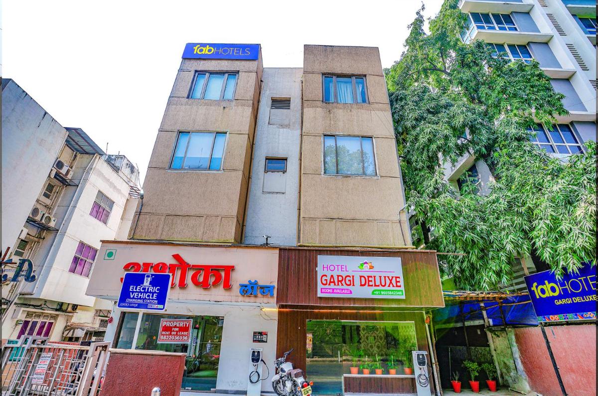 FabHotel Gargi Deluxe