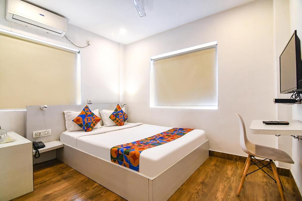 FabHotel Globe Express