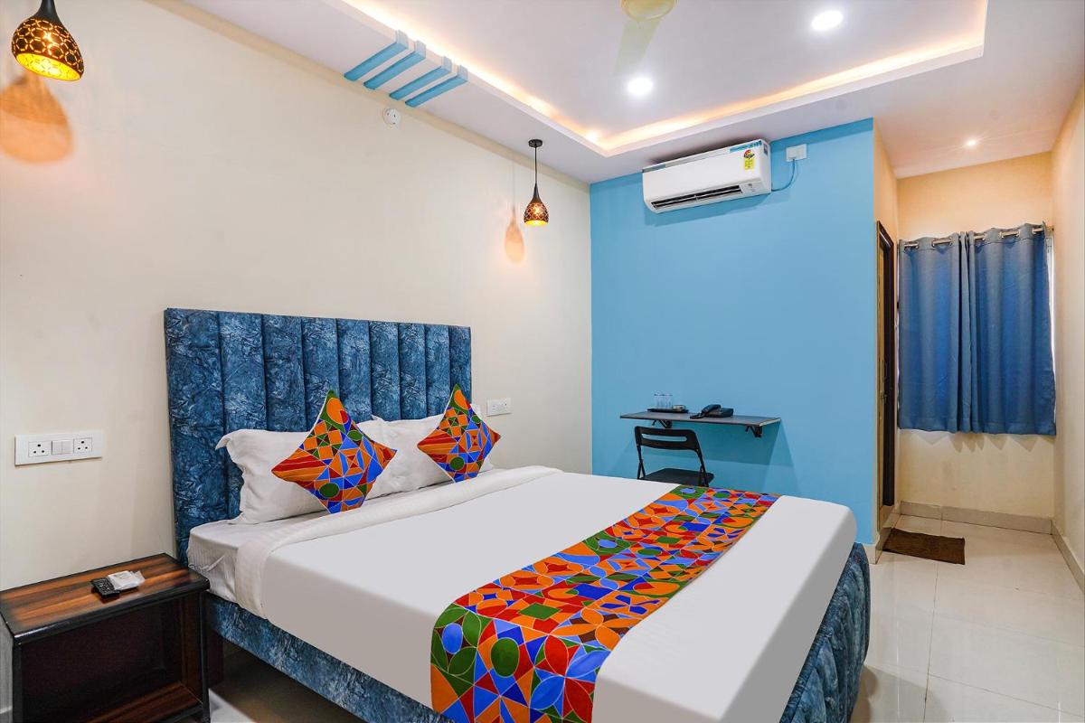 FabHotel Grand Broholic