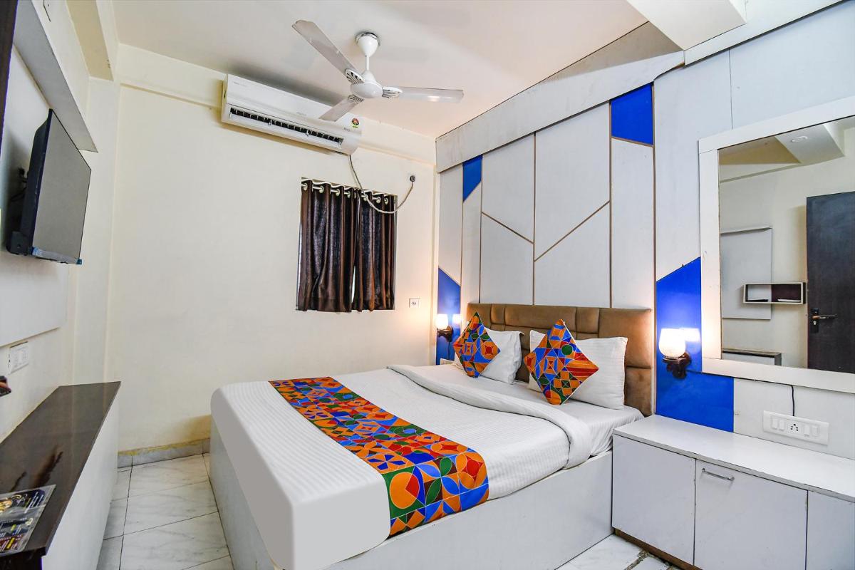 FabHotel Green Leaf I