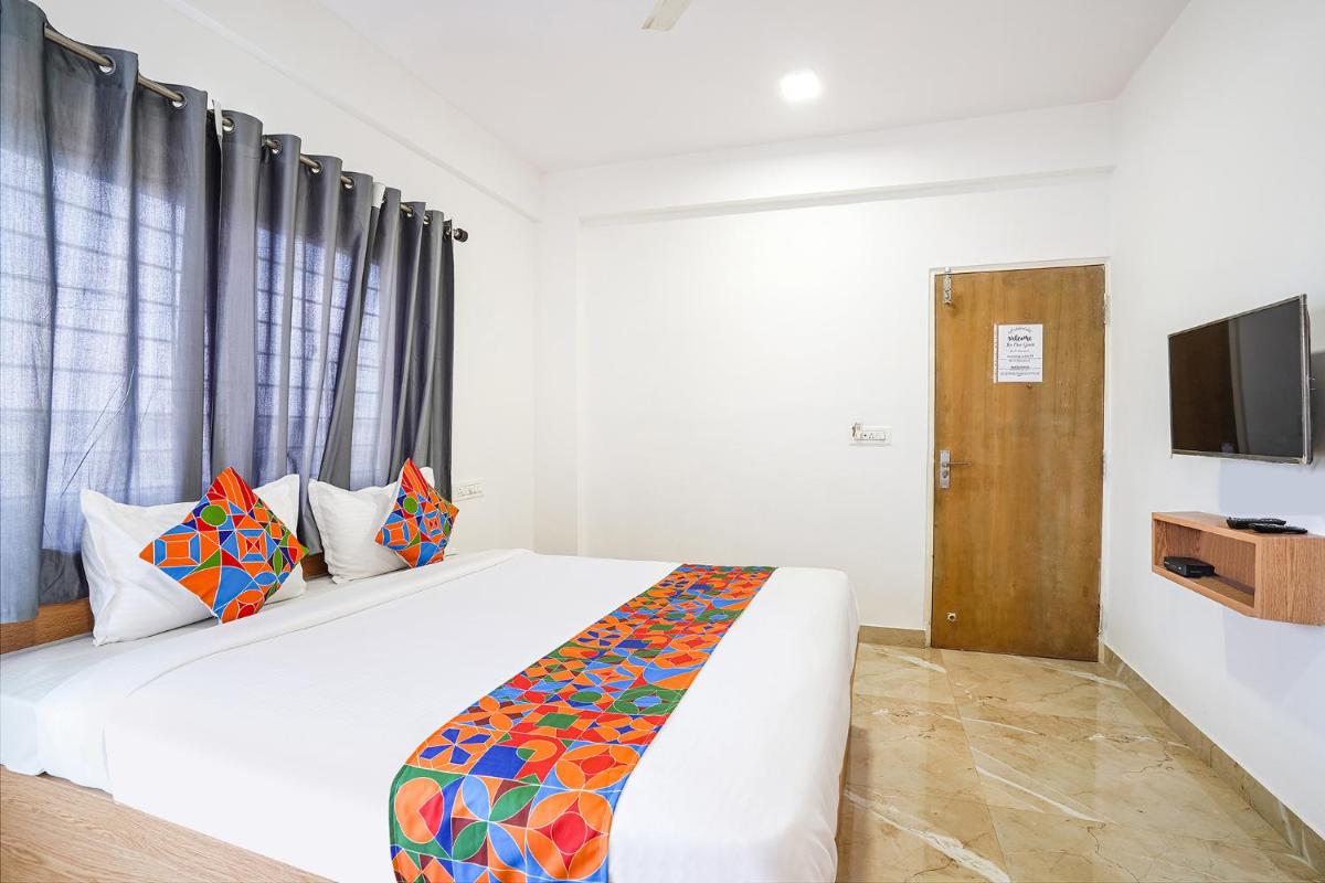 FabHotel Humming Suites