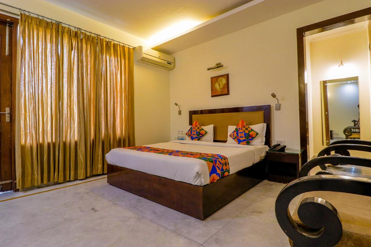 FabHotel Imperial Inn