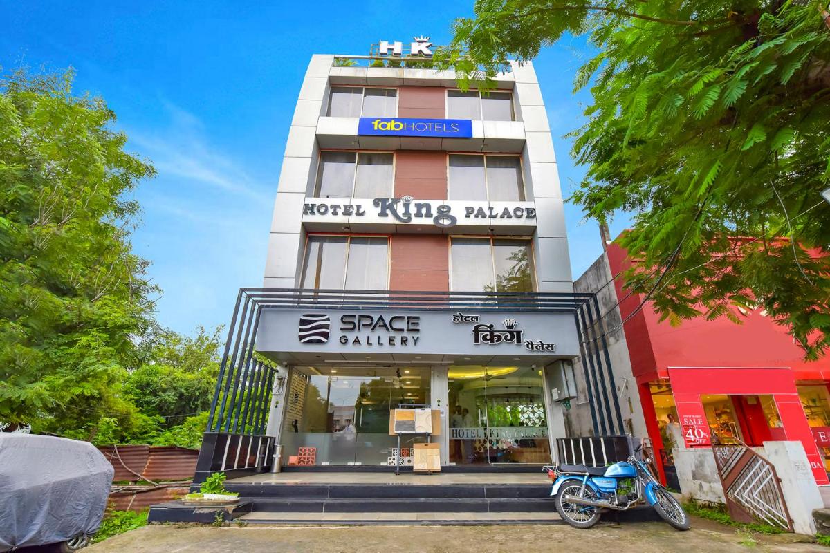 FabHotel King Palace