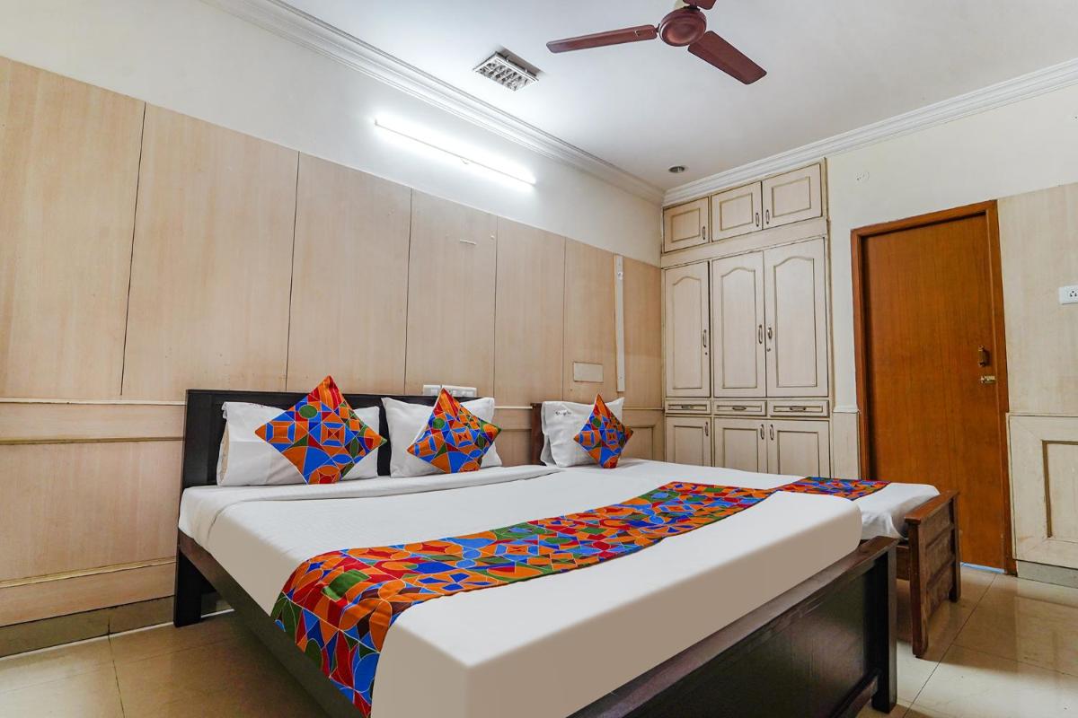 FabHotel Nest Inn Service Apartment