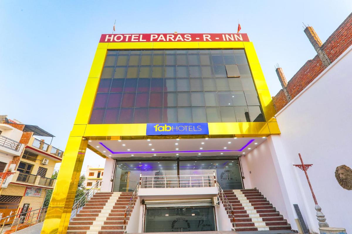 FabHotel Paras