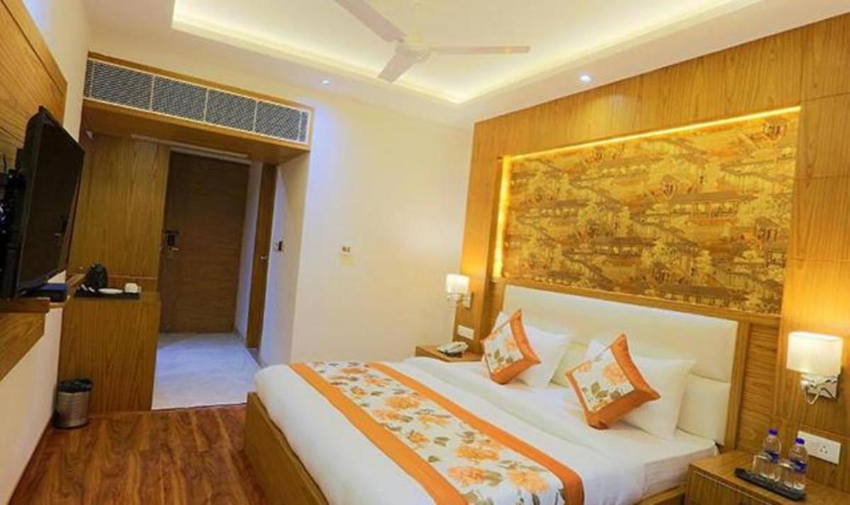 FabHotel Prime Star 17