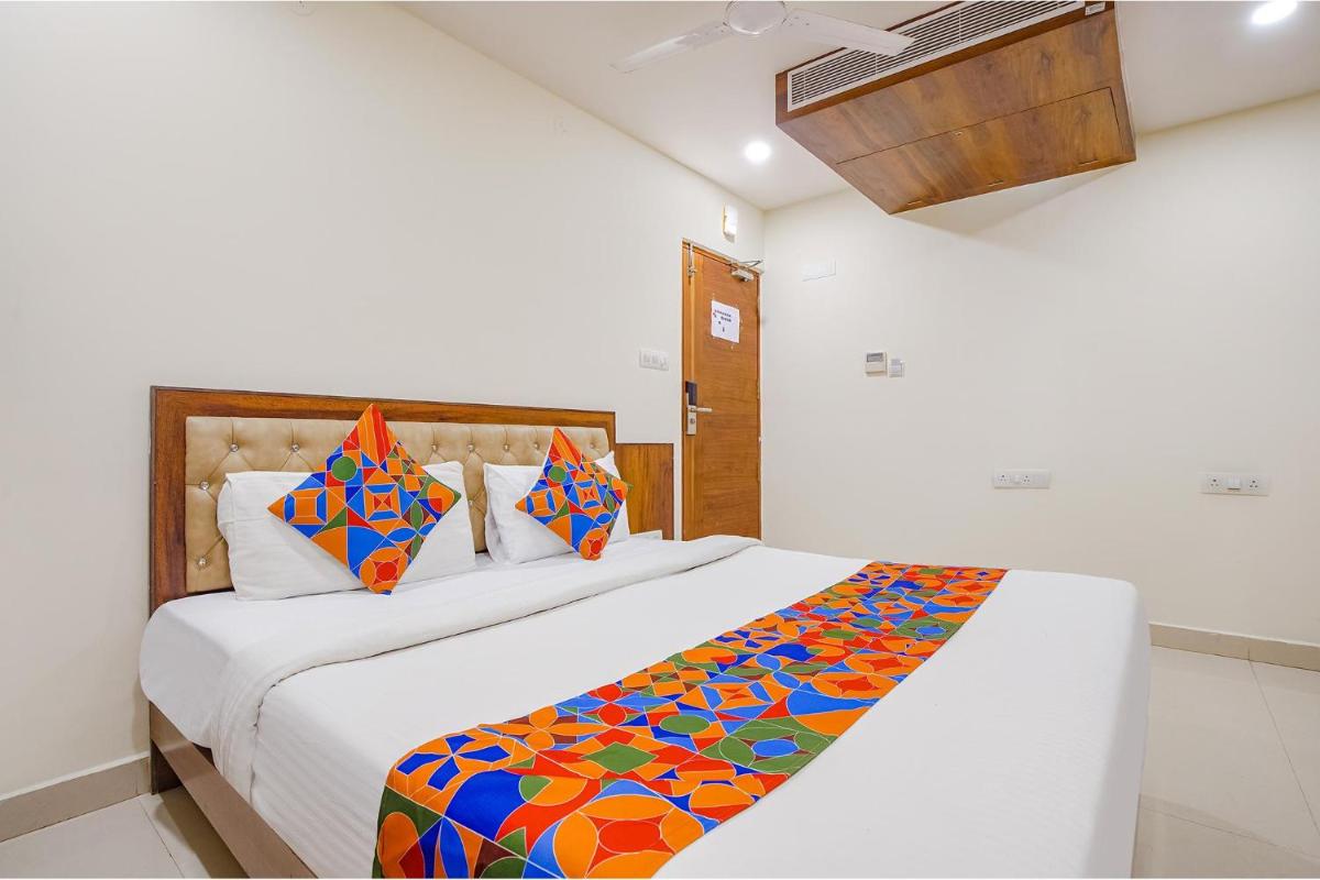 FabHotel Royal Inn Palace Whitefield