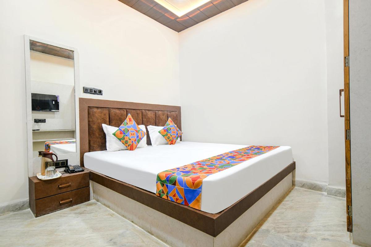 FabHotel Shiva Grand I