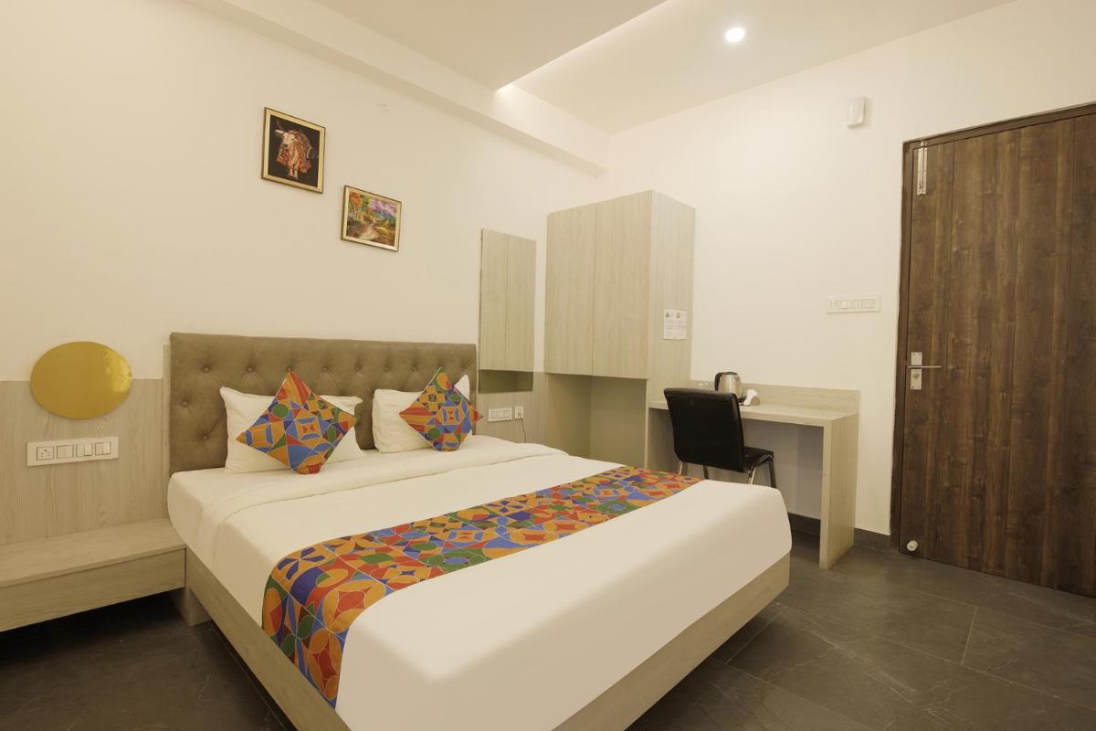 FabHotel Silver Key