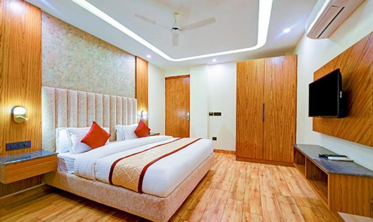 FabHotel Soft Stayz