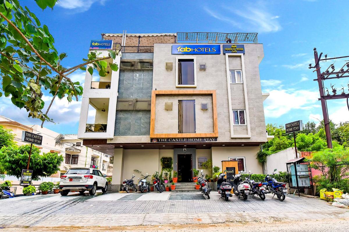 FabHotel The Castle Homestay