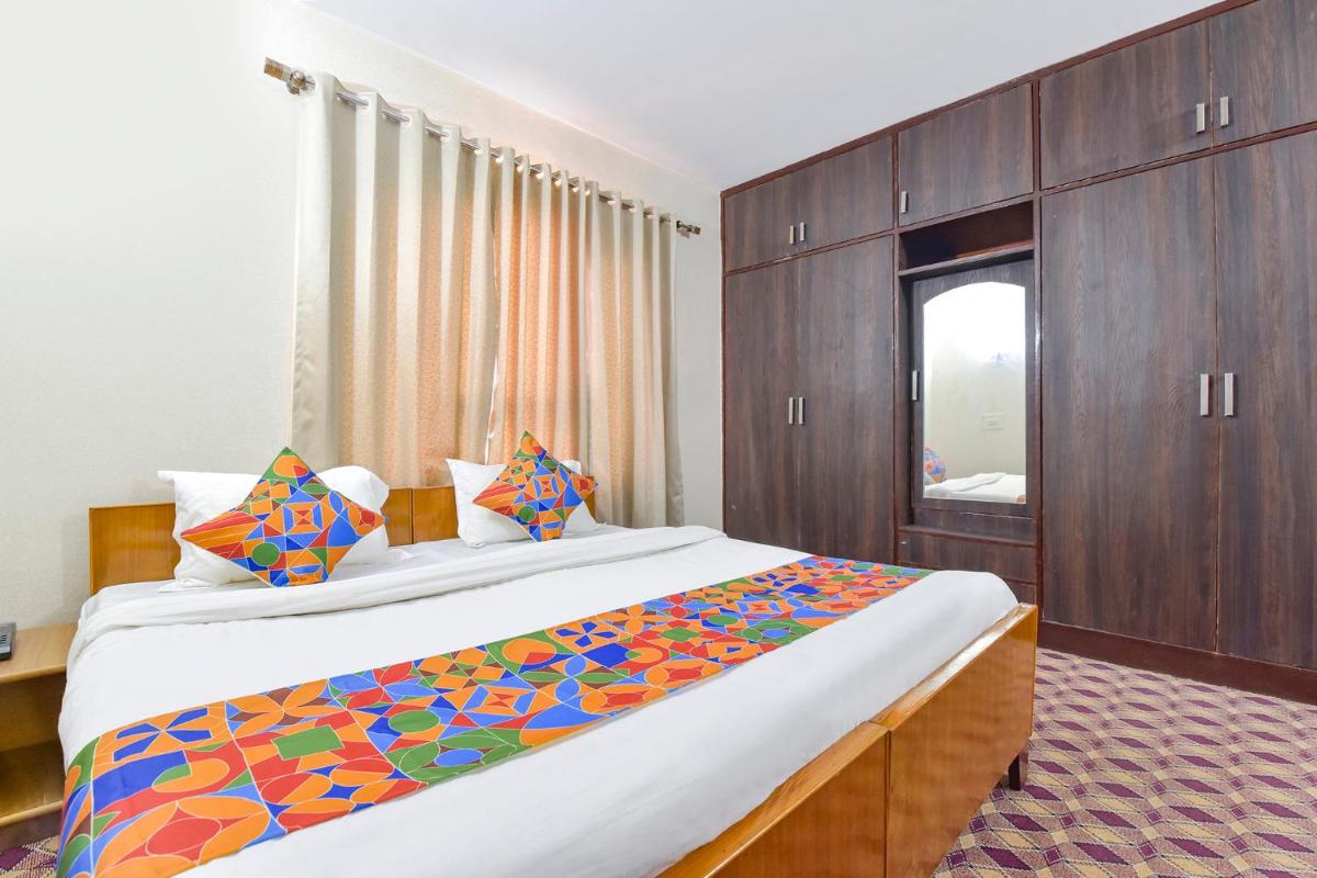 FabHotel The Legend Residency