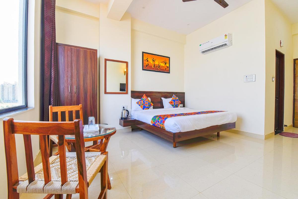 FabHotel V Five