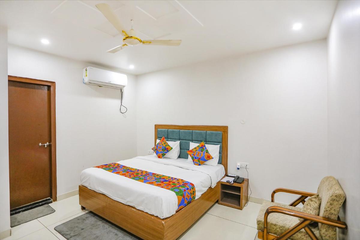 FabHotel Well Stay