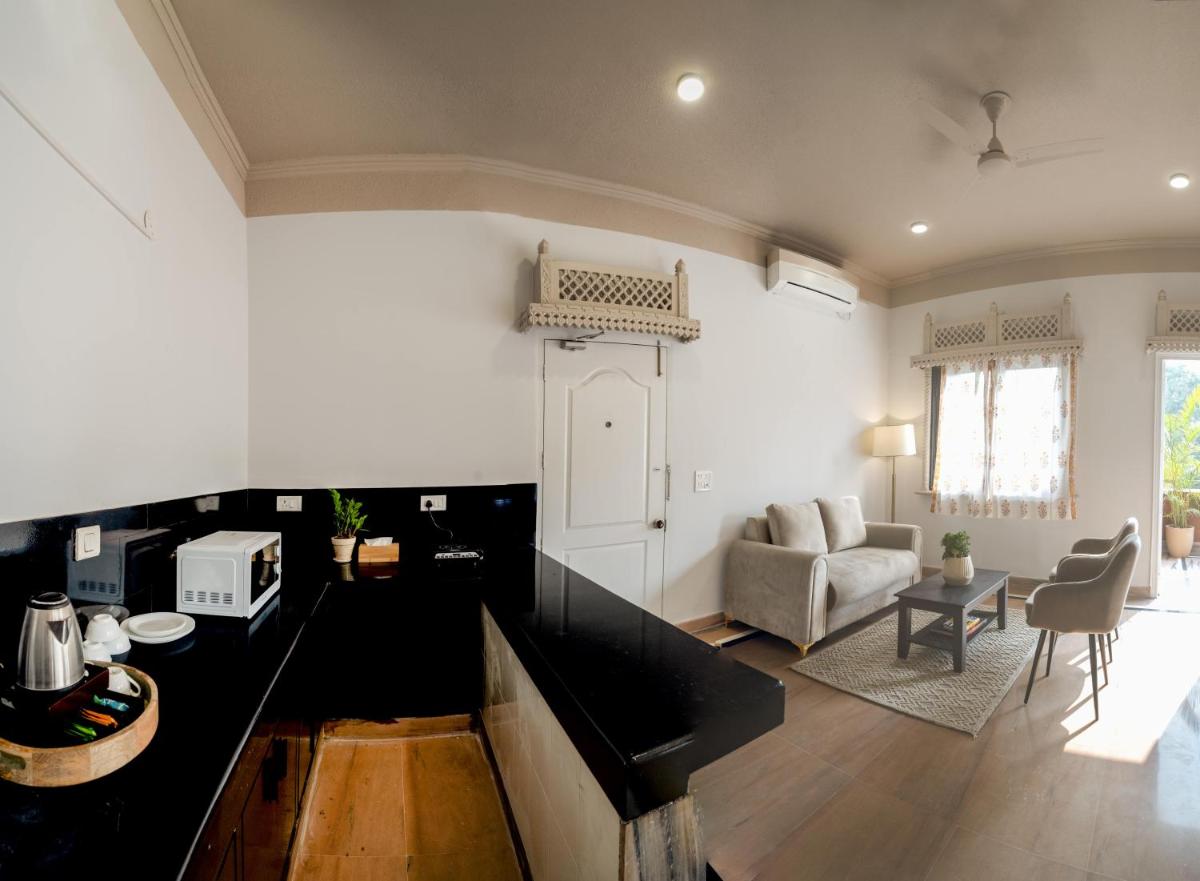 Firebrick Boutique Residences - GARNET HOUSE