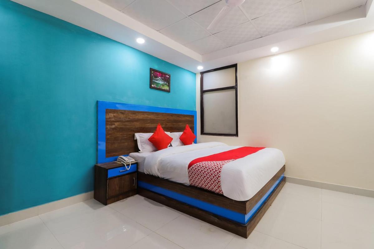 Flagship Hotel Maharaja Gold