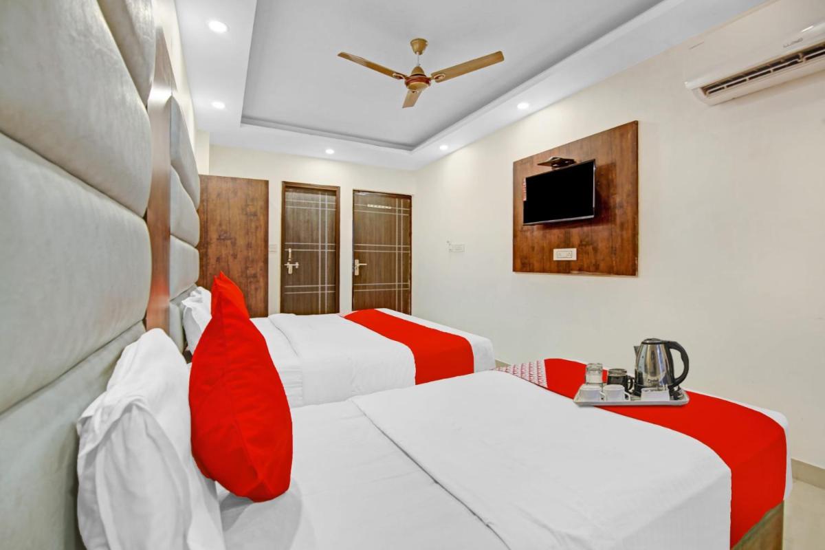 Flagship Hotel Tez Plaza