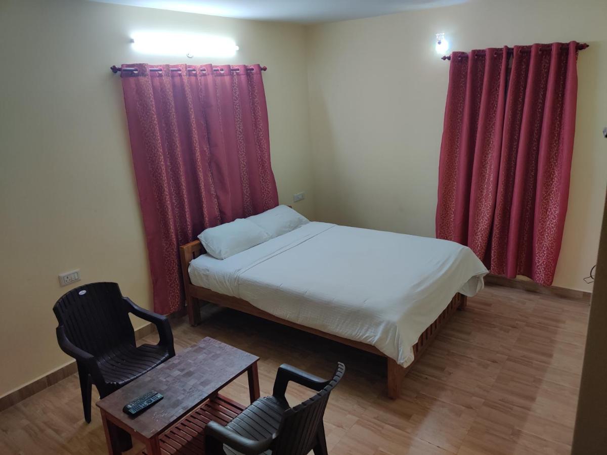 FLGHR Rave Raja Homestay